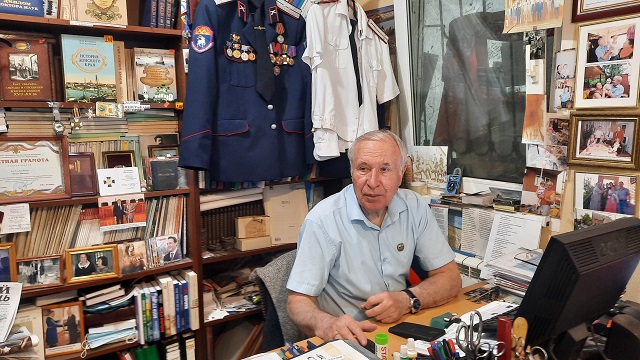 В гостях у Михаила Павловича Астапенко...